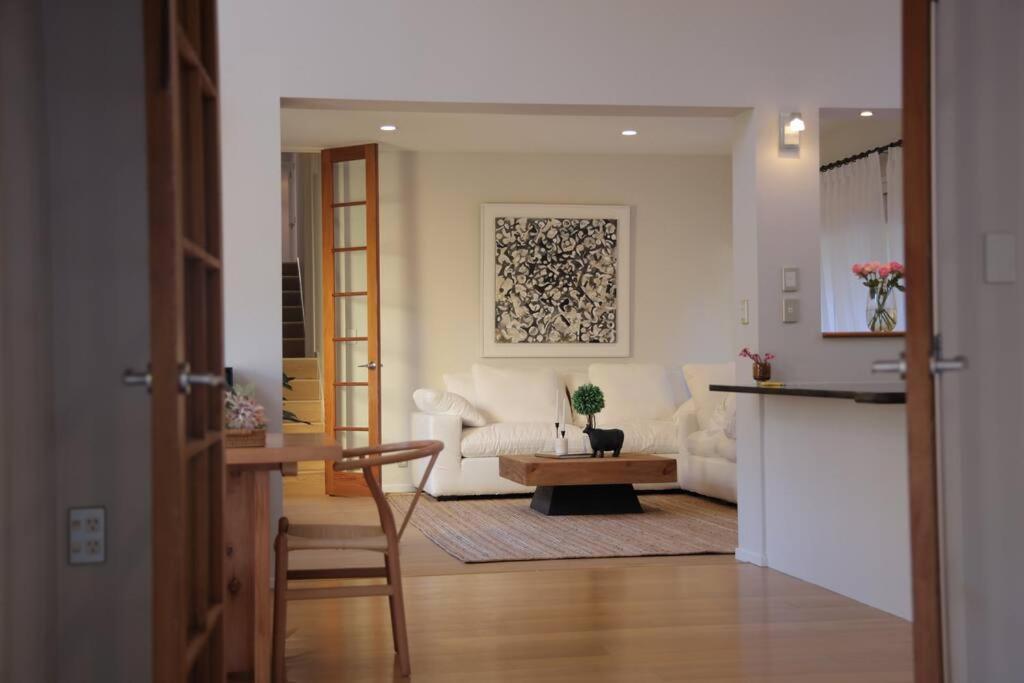 Modern Lifestyle Retreat With Stunning City View Auckland Eksteriør bilde