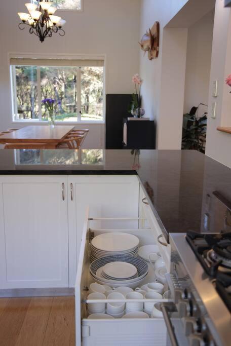 Modern Lifestyle Retreat With Stunning City View Auckland Eksteriør bilde