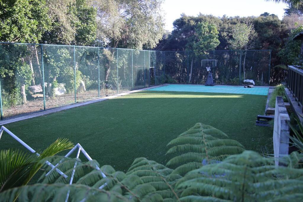 Modern Lifestyle Retreat With Stunning City View Auckland Eksteriør bilde